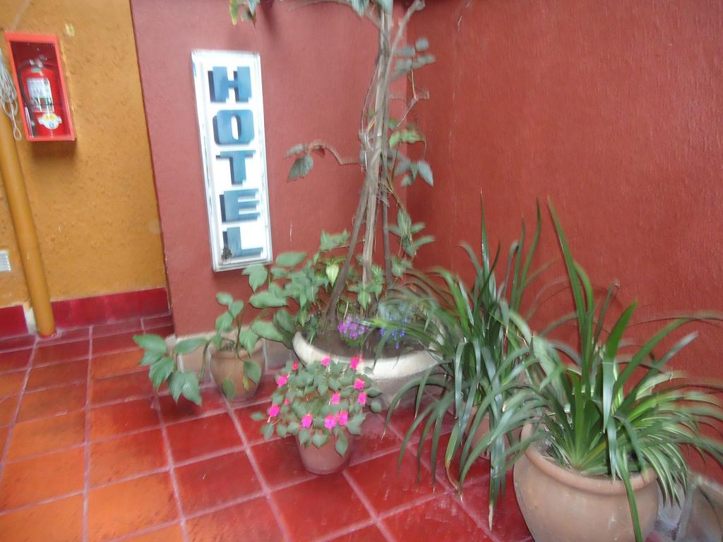 Hotel Apolo Σάντα Φε Εξωτερικό φωτογραφία